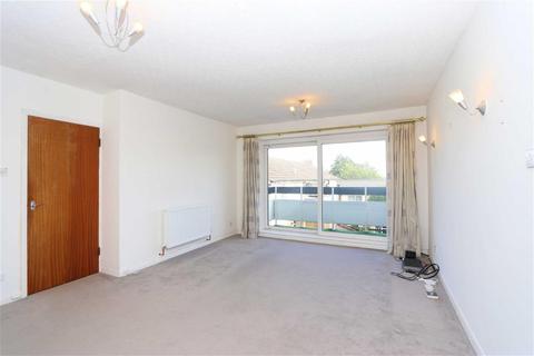 1 bedroom flat to rent - Cedar Court, Station Road, Epping