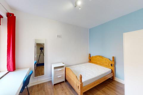 5 bedroom terraced house to rent, 38 Noel Street, Nottingham, NG7 6AW