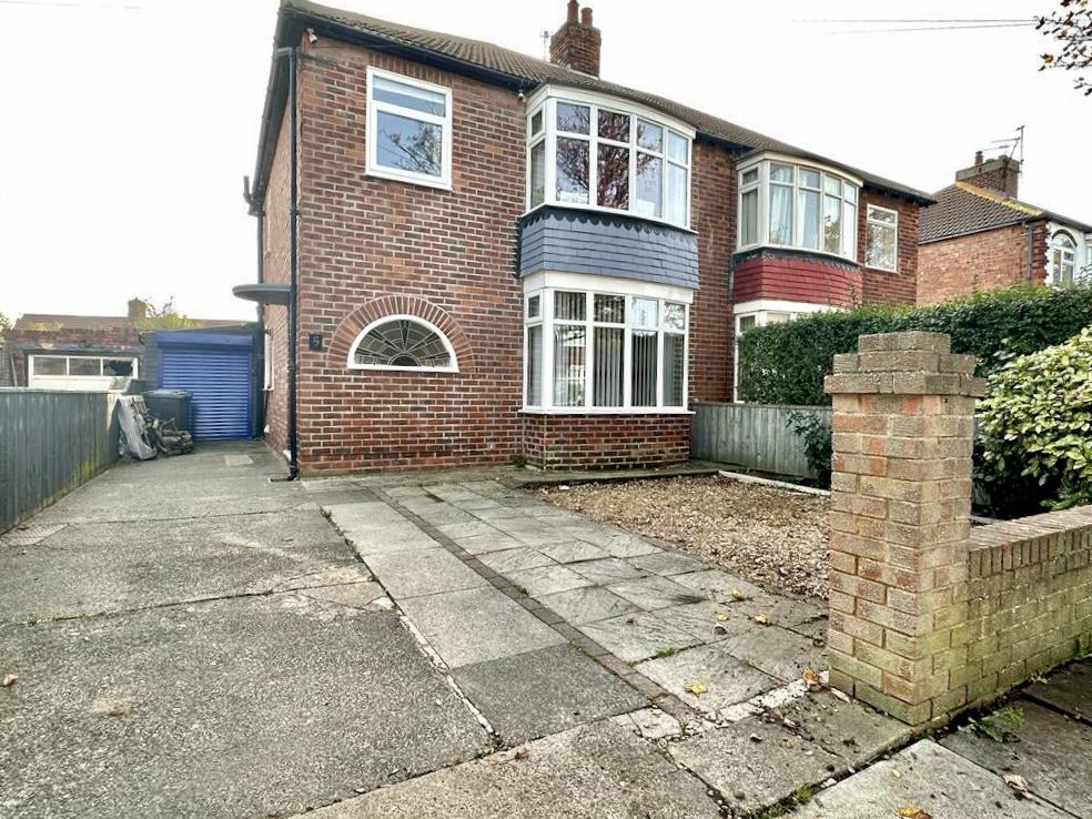 Beverley Road, Redcar TS10 3 bed semidetached house for sale £220,000