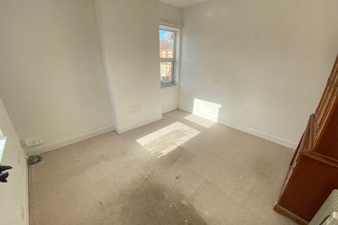 2 bedroom flat for sale - Euston Road, Far Cotton, Northampton NN4 8DT