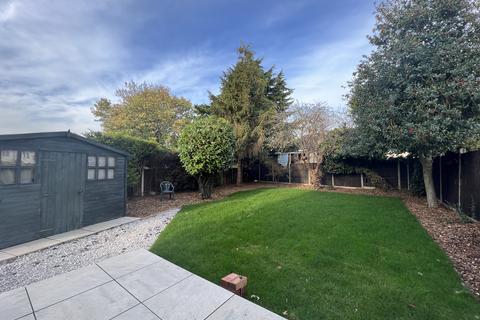 12 Sydney Crescent, Ashford, TW15 2BJ