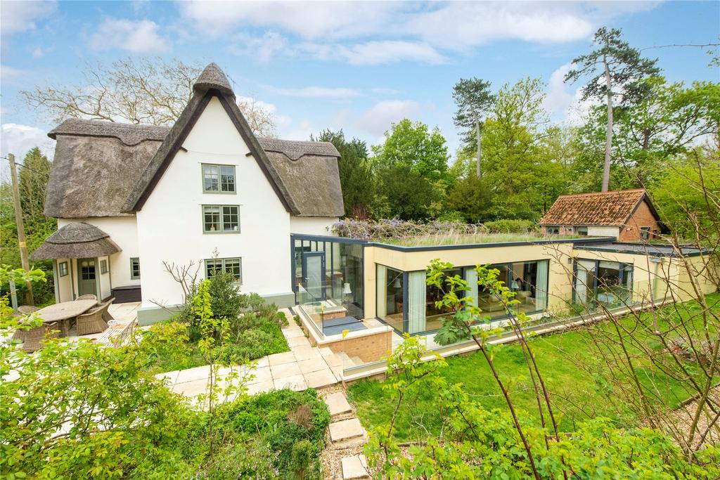 Park Road, Melchbourne, Bedfordshire, MK44 6 bed detached house £