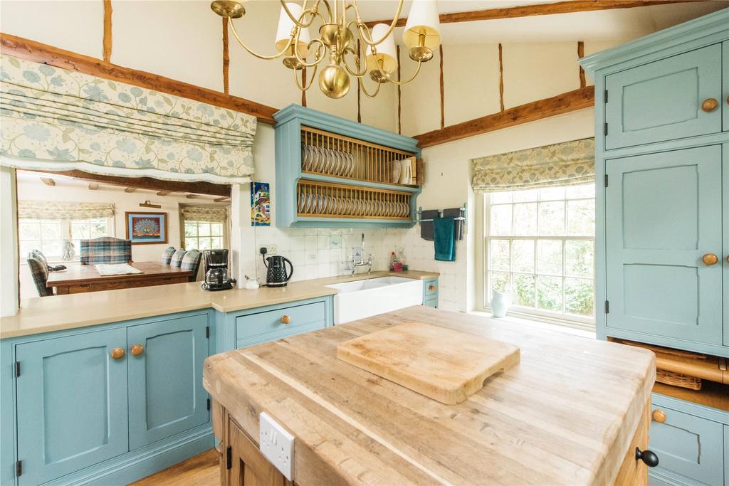 Kitchen/Breakfast Rm