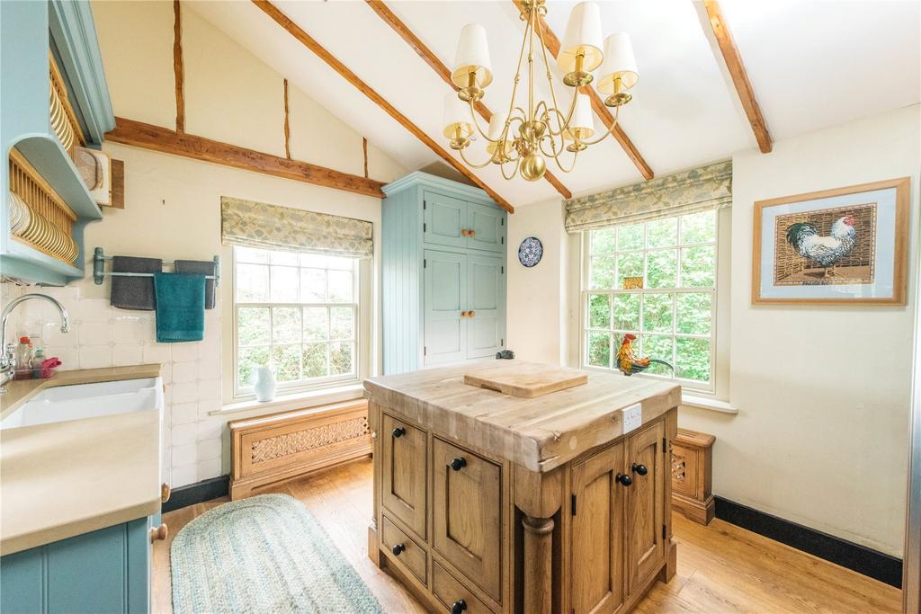 Kitchen/Breakfast Rm