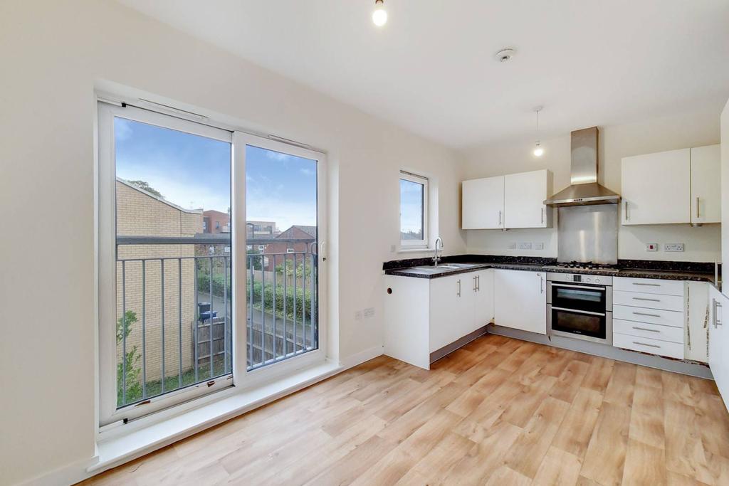 Cameron Crescent, Edgware, HA8 4 bed end of terrace house for sale £