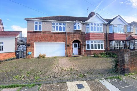 8 bedroom semi-detached house for sale, Hounslow, TW5