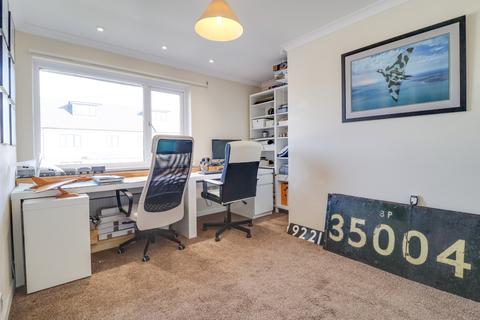 17a Poole Road, Itchen, Southampton, SO19 2HE
