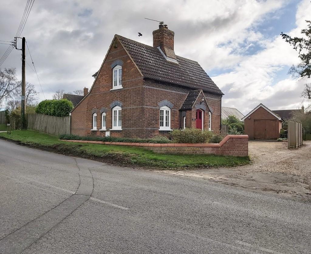 Church Road, Elmswell IP30 3 bed detached house £1,200 pcm (£277 pw)