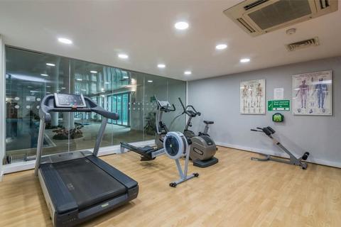 1 bedroom apartment to rent, 222 River Crescent, Waterside Way