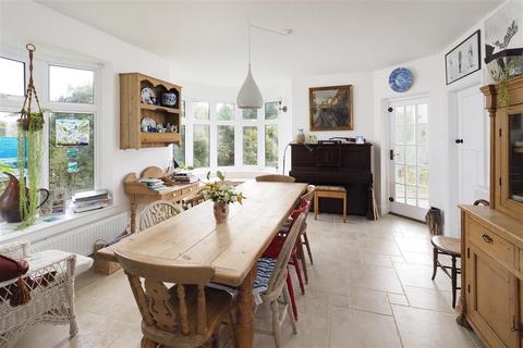 South Foreland Cottage Foreland Road, St Margarets Bay, Dover, CT15 6EB