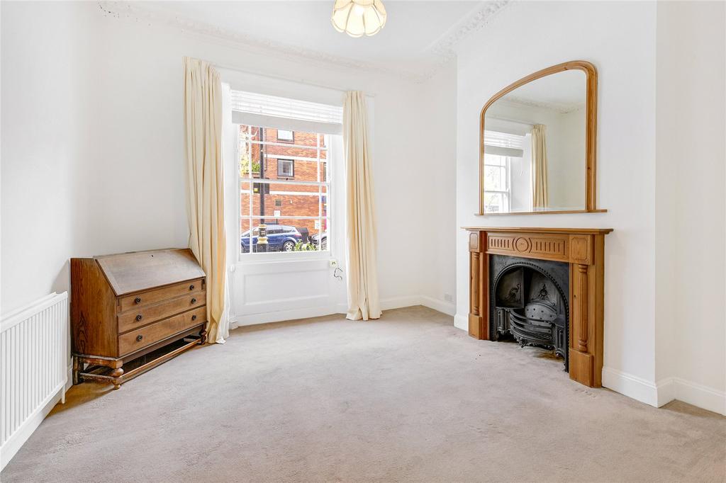 Tachbrook Street, London 1 bed flat for sale £475,000