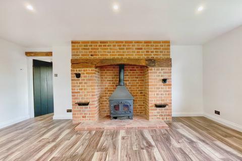 4, Kingsmead Cottages Barling Road, Barling Magna, Southend-on-sea, SS3 0NB