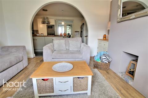 9 Clark Avenue, Edlington, Doncaster, DN12 1HN