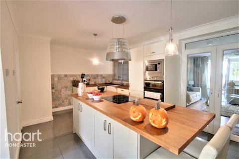 9 Clark Avenue, Edlington, Doncaster, DN12 1HN