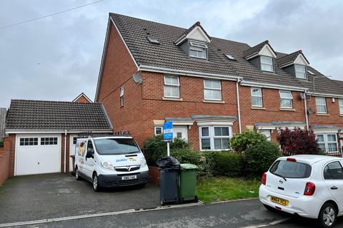 1 bedroom in a house share to rent, Hospital Street, Walsall WS2