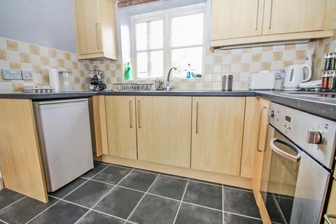 2 bedroom apartment to rent, Burley Wood Court, Kirkstall Road, Burley, Leeds, LS4