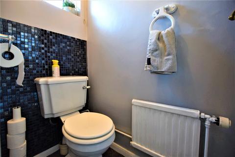 17 Betjeman Close, Gloucester, GL2 5BP