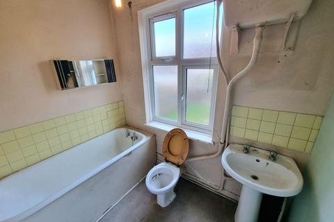 9 Chestnut Road, Northampton, NN3 2JL