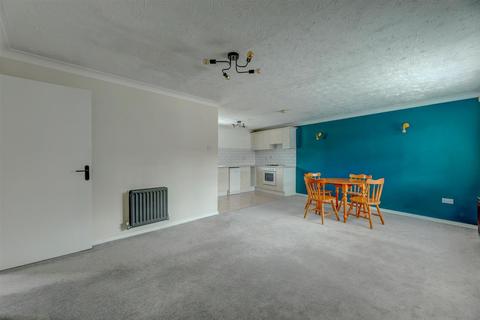2 bedroom apartment for sale - Bickenhill Lane, Catherine-De-Barnes, B92