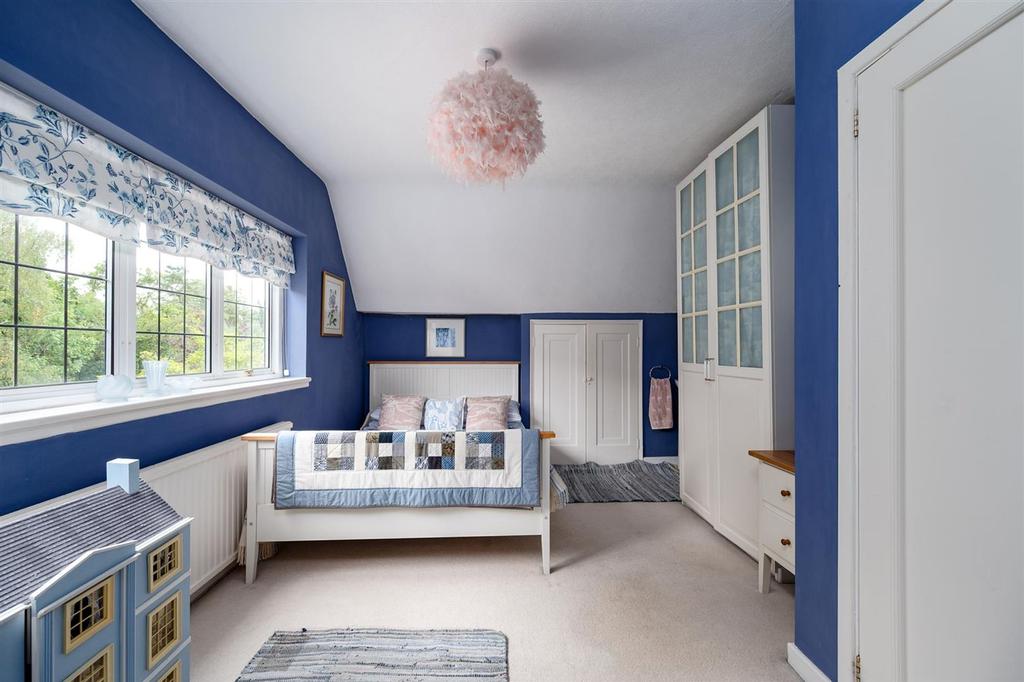 13 Bed 3.jpg