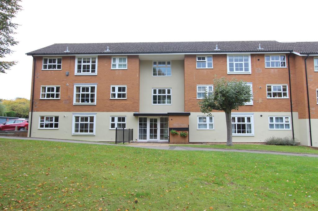 St. Lawrence Close, Knowle, B93 2 bed apartment for sale £269,950