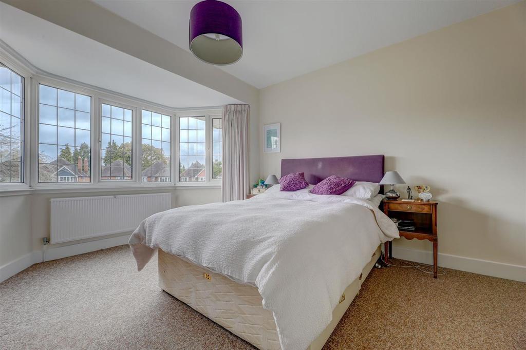 9. Bedroom.jpg