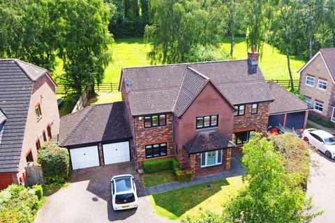 11 Saracen Drive, Balsall Common, Coventry, CV7 7UA