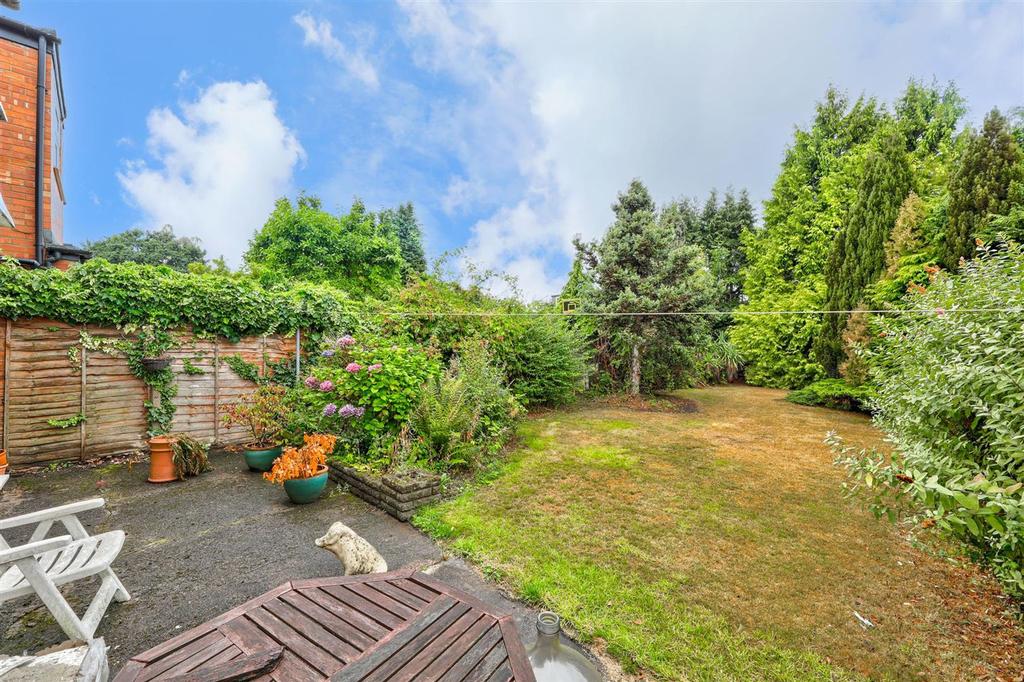 7. Garden.jpg