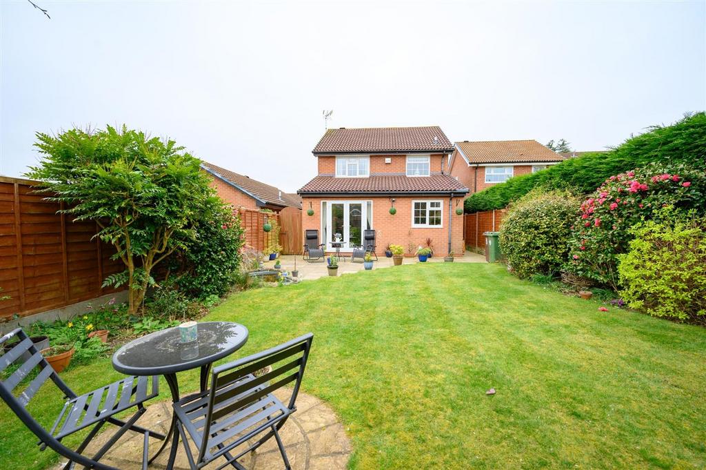 Moorfield Avenue, Knowle, B93 3 bed detached house for sale £499,950