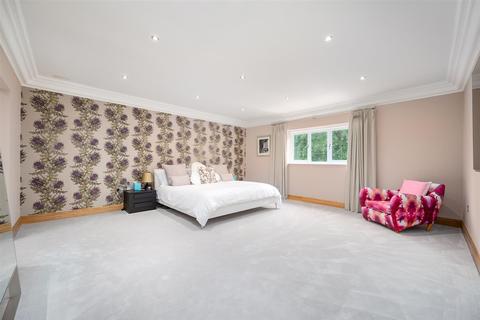 145 Dorridge Road, Dorridge, Solihull, B93 8BN