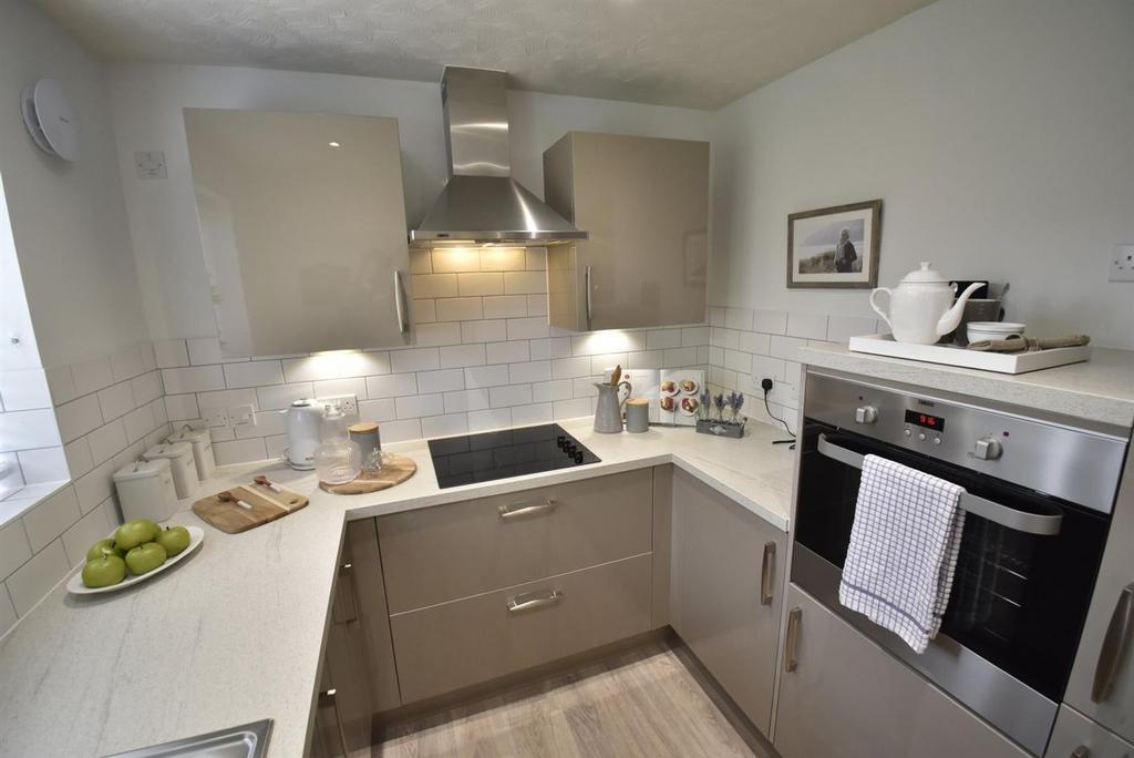 Station Road, Knowle, B93 1 bed apartment for sale £344,950