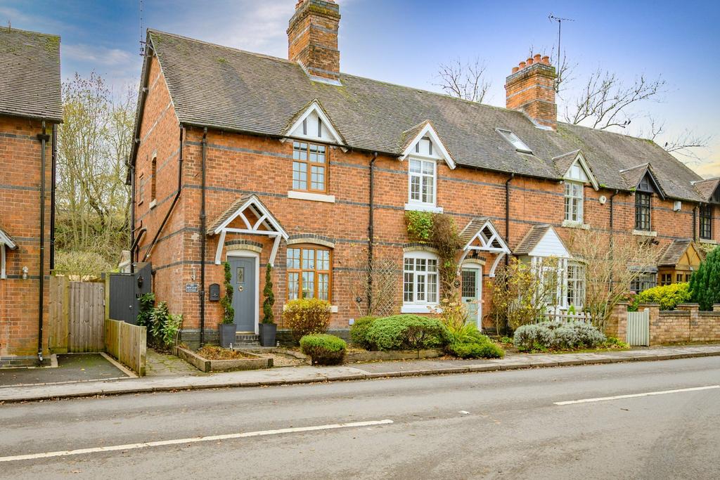 Darley Green Road, Knowle, B93 3 bed end of terrace house £425,000
