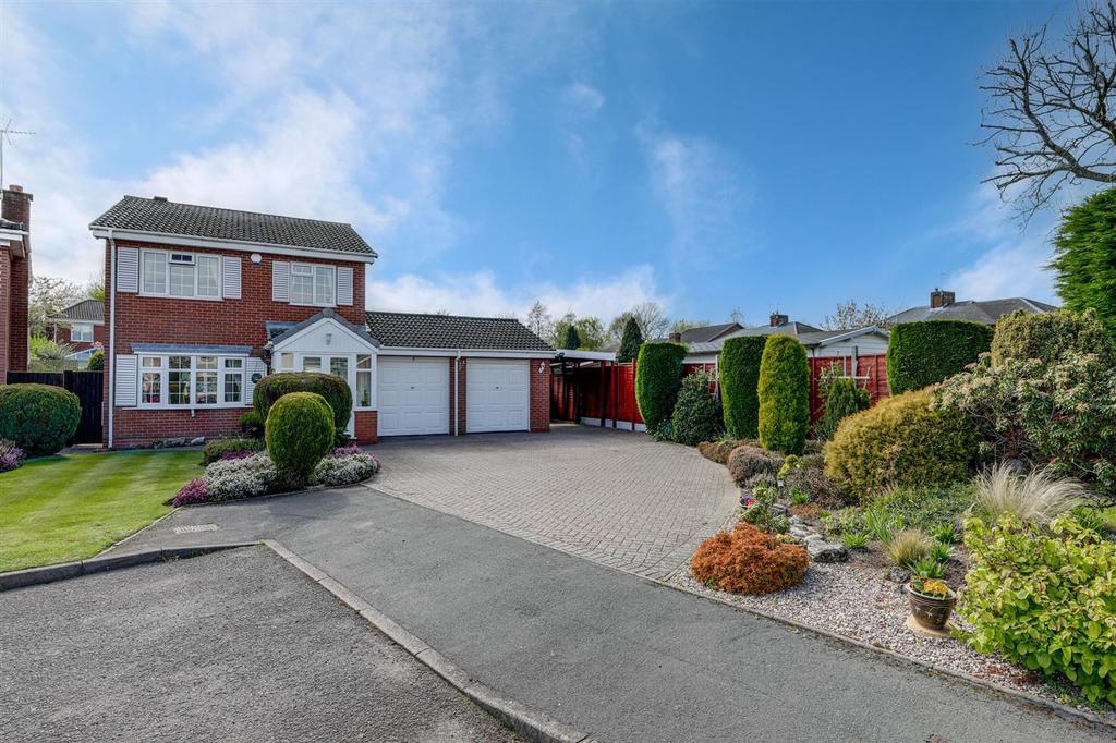 Colehurst Croft, Shirley, B90 3 bed property for sale £525,000