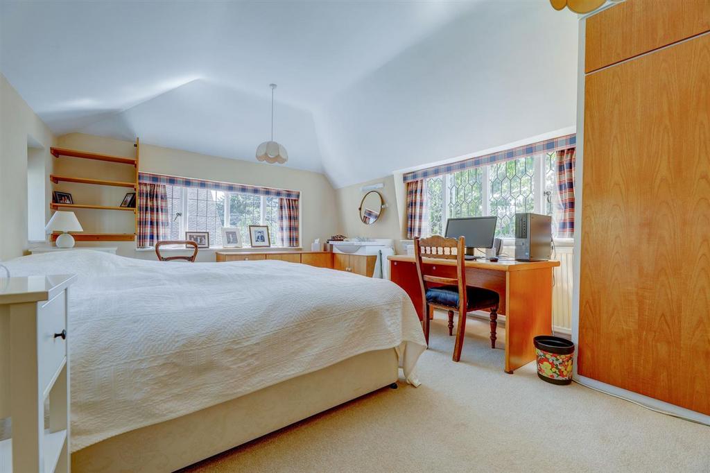 11 bedroom.jpg