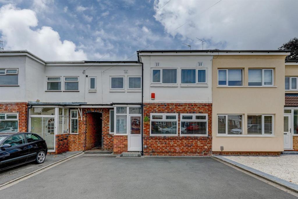 Yoxall Road, Shirley, B90 3 bed terraced house for sale £325,000