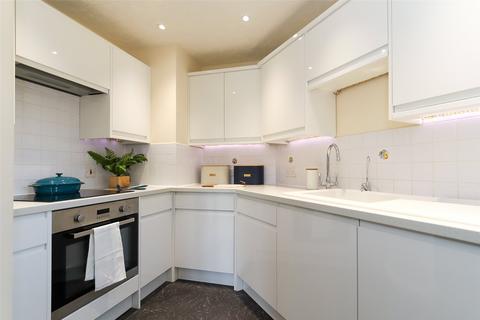 2 bedroom apartment for sale, Homewood Court, Cedars Village, Chorleywood, Hertfordshire, WD3