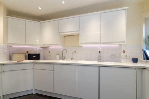 2 bedroom apartment for sale, Homewood Court, Cedars Village, Chorleywood, Hertfordshire, WD3