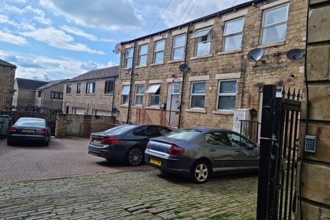 6 bedroom block of apartments for sale - 5B,C,D,E,F,G Market Street, Heckmondwike, West Yorkshire, WF16 0JY