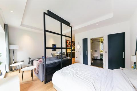 undefined, Java House, London City Island, London, E14