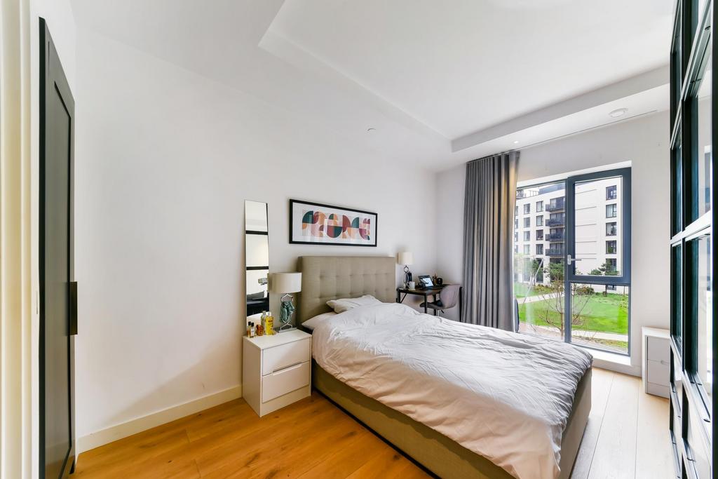 Apartment in London - View 2