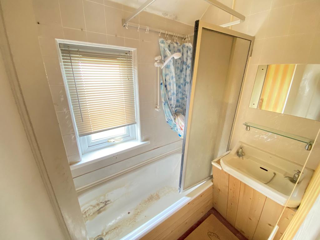 Shower Room T202210130917.jpg