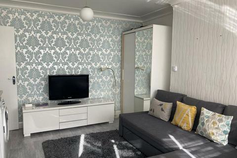 1 bedroom flat for sale - HIGHFIELD AVENUE, London, NW11