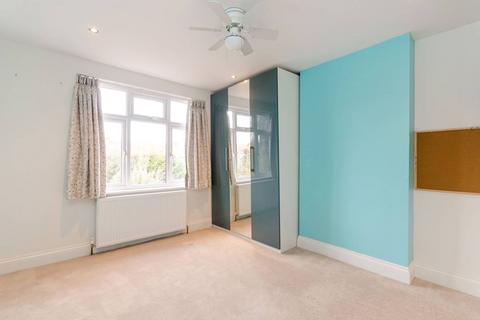 43 Crossway, London, SW20 9JA