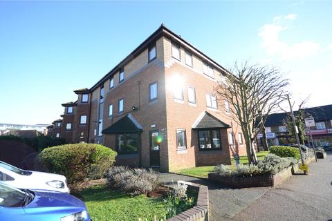 2 bedroom apartment for sale - Ashton Court, High Road, Chadwell Heath, Romford, RM6