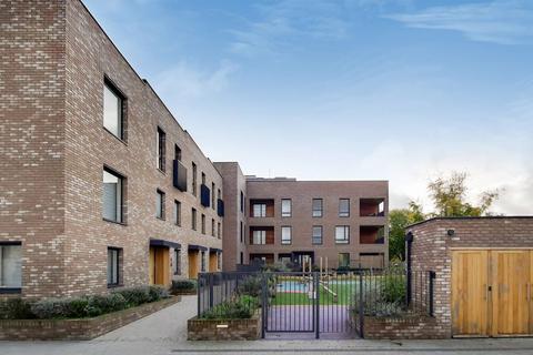 1 bedroom flat for sale - Airco Close, Colindale, London, NW9