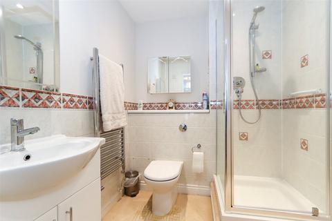 2 bedroom apartment for sale, Woodland Place, Cedars Village, Chorleywood, Hertfordshire, WD3
