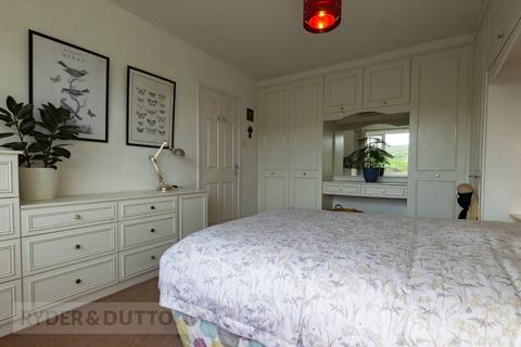18 Devon Drive, Diggle, Oldham, OL3 5PP