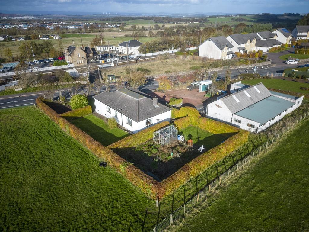 Milrig Holdings, Kirknewton, West... 4 bed bungalow £375,000