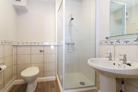 2 bedroom retirement property for sale - Wildwood Court, Cedars Village, Chorleywood, Hertfordshire, WD3