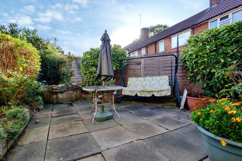 130 Dunkery Road, London, SE9 4HS